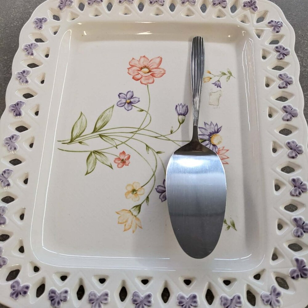 Vintage serving platter with server